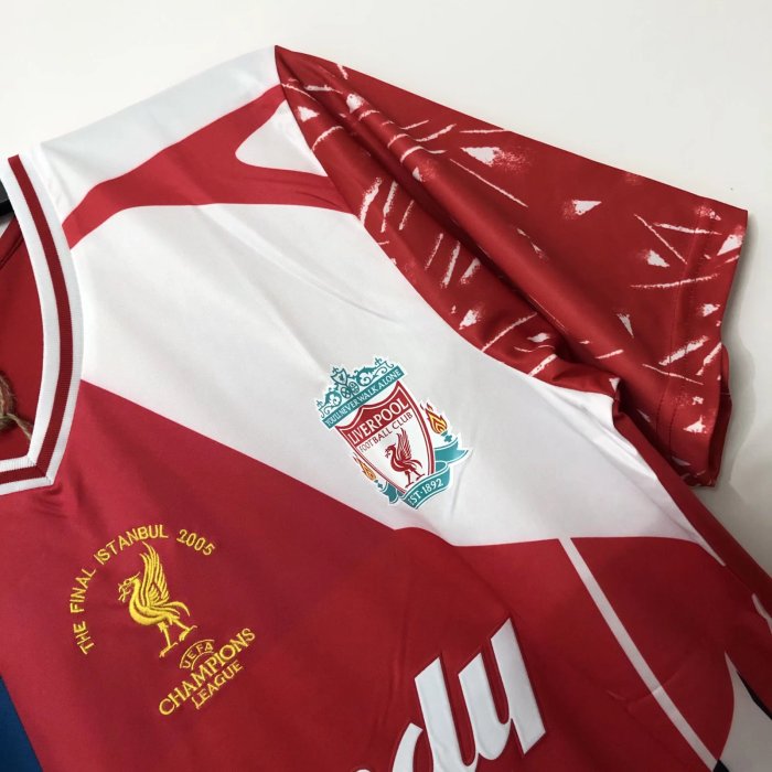 Liverpool Red Retro Commemorative Jersey