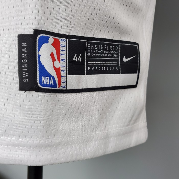 LeBron James Cleveland Cavaliers Swingman Jersey White