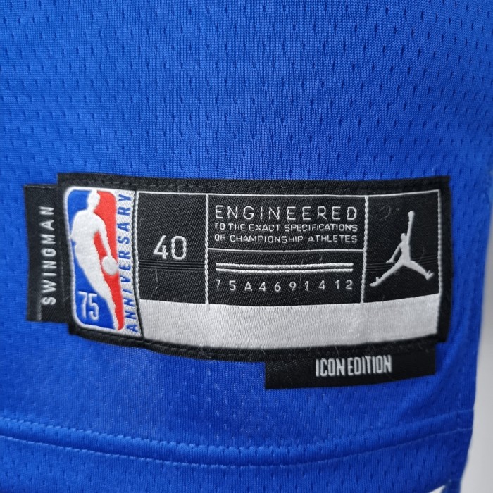 Carmelo Anthony New York Knicks 75th Anniversary Swingman Jersey Blue