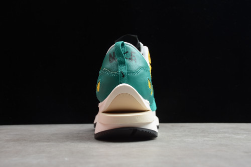 Nike LDWaffle Sacai Green Yellow