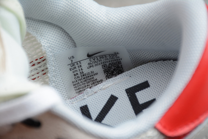 WMNS Nike LDWaffle Sacai White Red