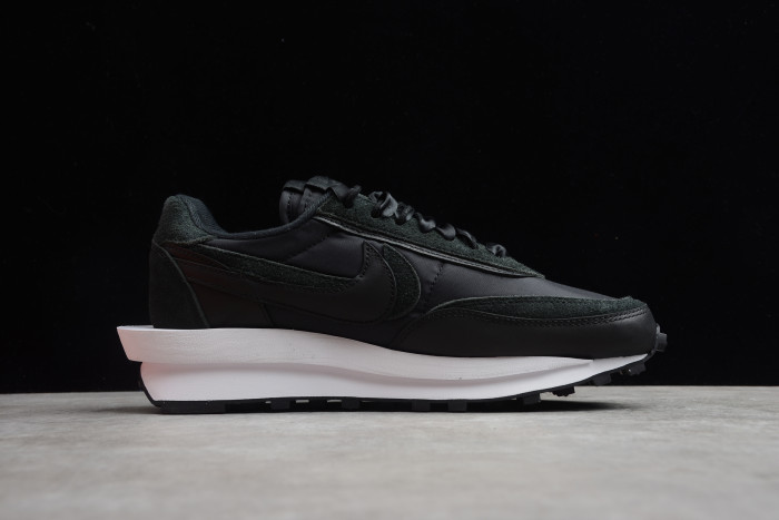 Nike LDWaffle Sacai Black/Black