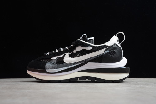 Nike LDWaffle Sacai Black White