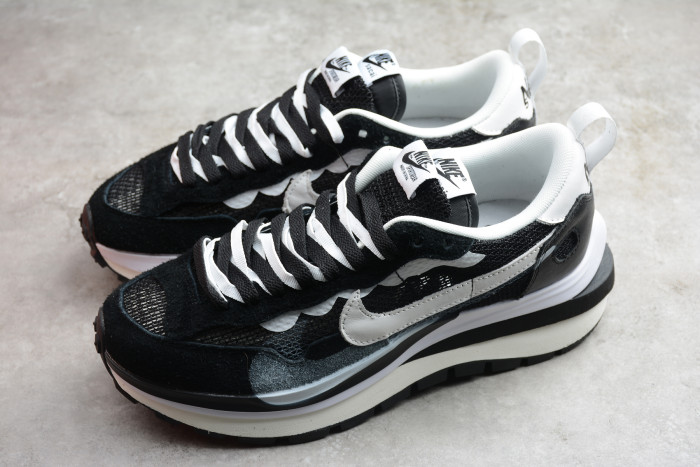 Nike LDWaffle Sacai Black White