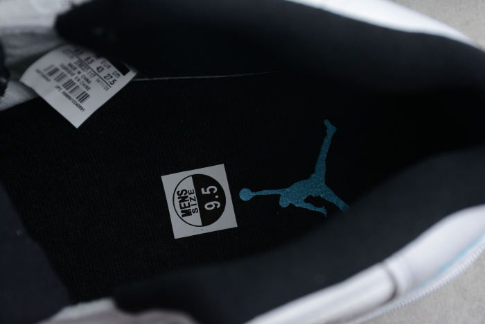 Air Jordan 11 Low “Legend Blue” 378037-117