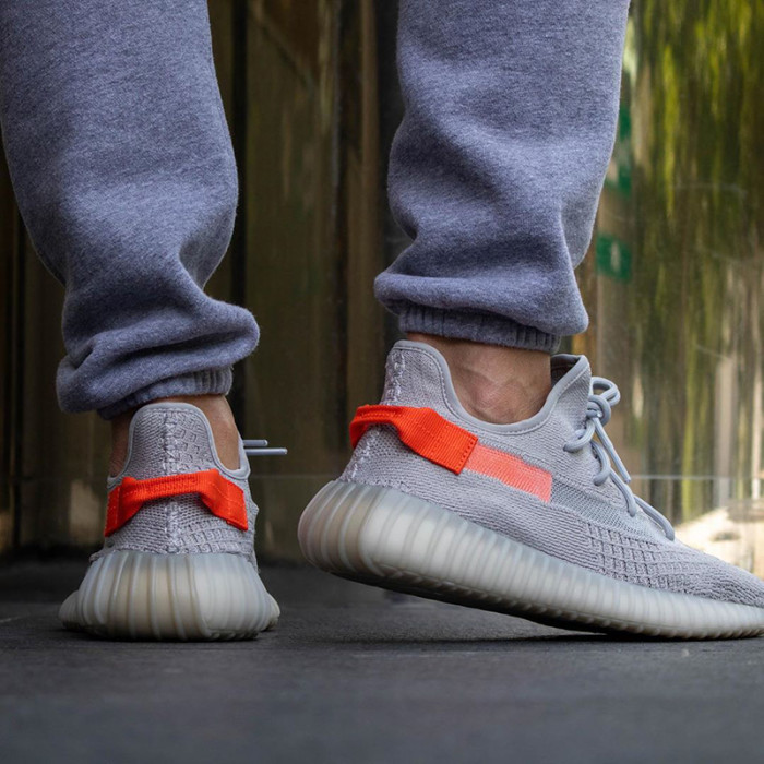 Yeezy Boost 350 V2 “Tail Light” 4.0 FX9017
