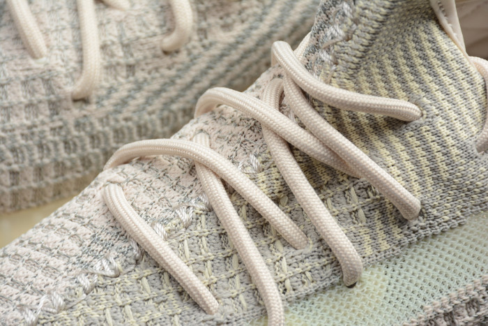 Yeezy Boost 350 V2 ”Citrin“ Reflective FW5318