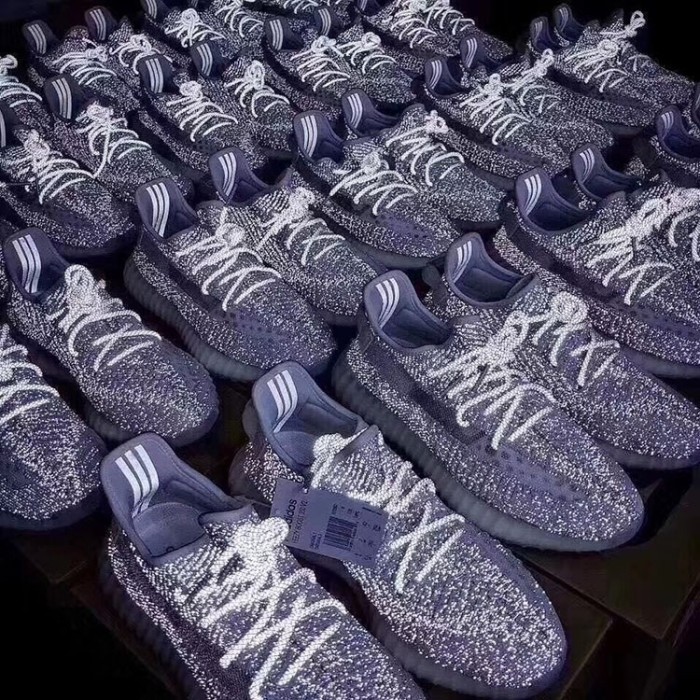 Yeezy Boost 350 V2“Static” Reflective EF2367