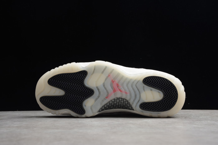 Air Jordan 11 Low Snakeskin “Light Bone” CD6846-002