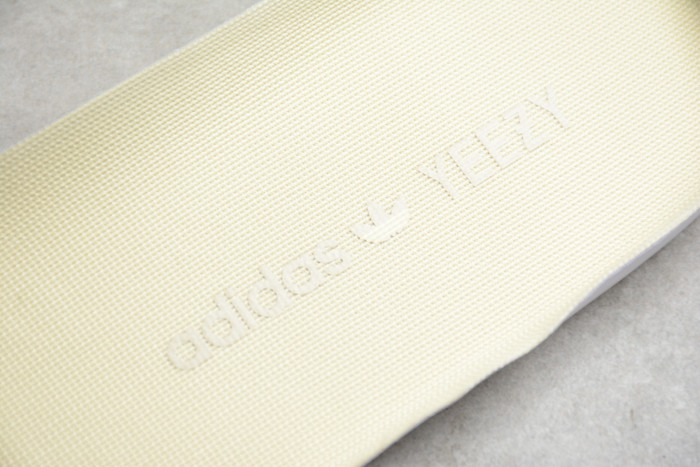 Yeezy Boost 350 V2 FX9028