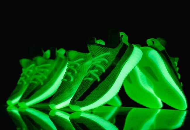 Yeezy Boost 350 V2 “GID” EG5293