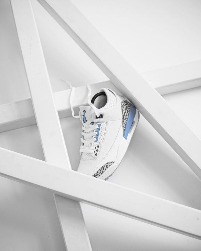 Air Jordan 3 “UNC” CT8532-104