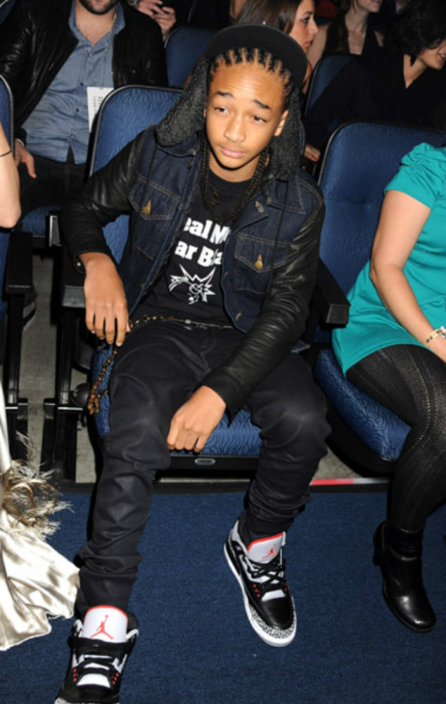 Air Jordan 3 OG “Black Cement” 854262-001