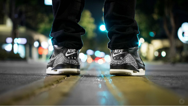 Air Jordan 3 OG “Black Cement” 854262-001