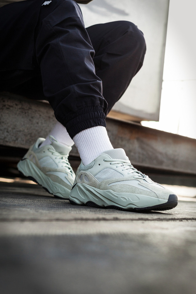 Yeezy Boost 700 Salt EG7487