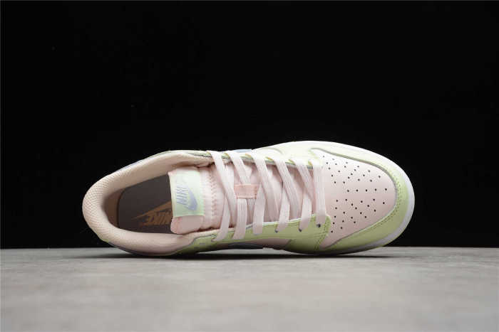 WMNS SB Dunk Low Light Soft Pink DD1503-600