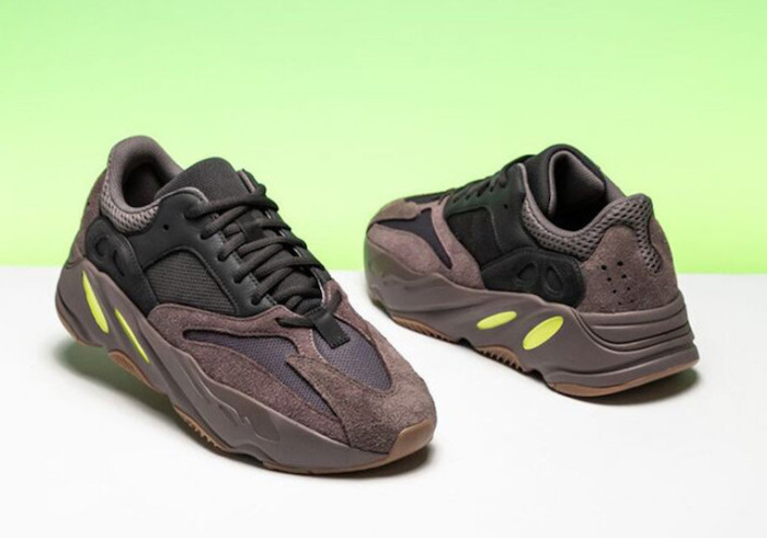 Kanye West x Adidas Yeezy Runner Boost 700“Mauve” EE9614