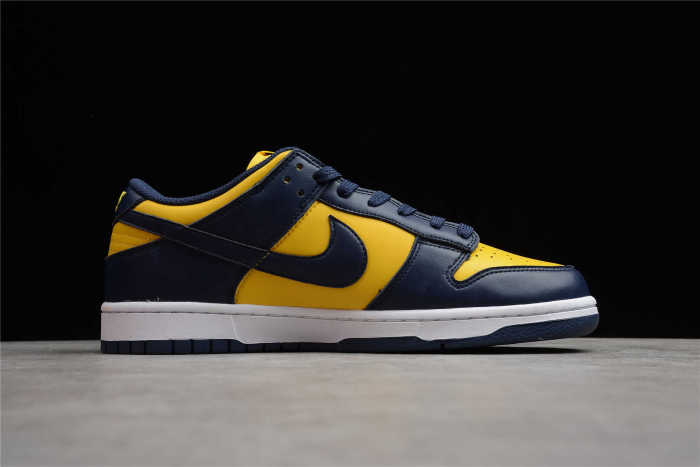 SB Dunk Low “Michigan” DD1391-700