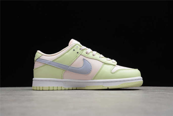 WMNS SB Dunk Low Light Soft Pink DD1503-600