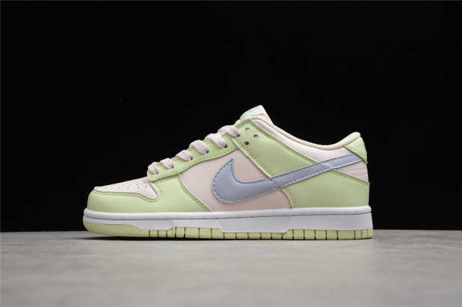WMNS SB Dunk Low Light Soft Pink DD1503-600