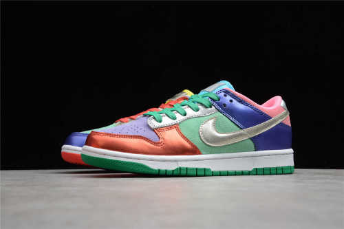 SB Dunk Low SE Sunset Pulse Silver DN0855-600