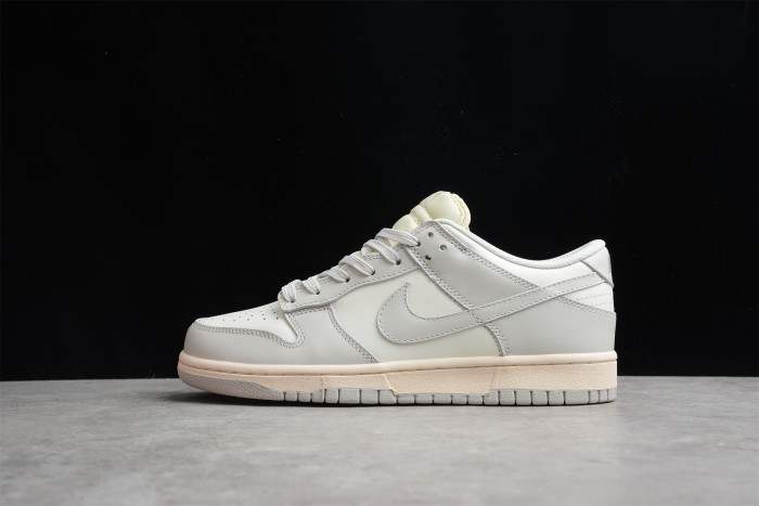 NK SB Dunk LOW “Light Bone” DD1503-107