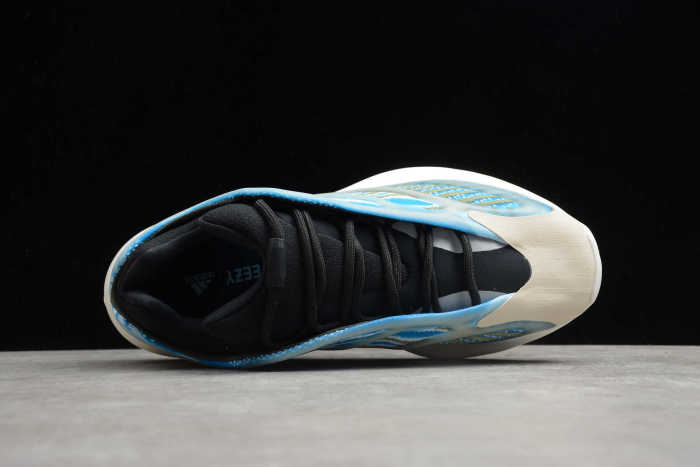 Yeezy Boost 700V3 Arzare G54850