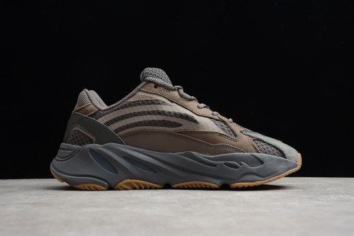 Yeezy Boost 700 V2“Geode” Brown EG6860