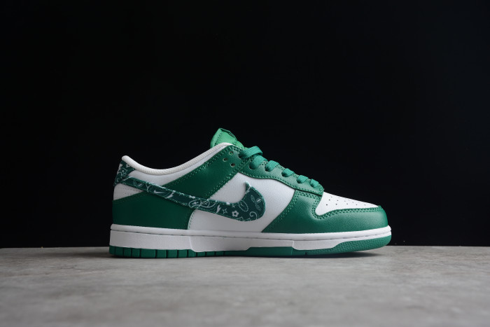 SB Dunk Low Pro Green Paisley DH4401-102