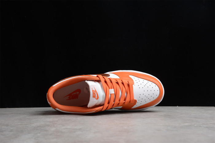 NK SB Dunk Low ’Reverse Mesa ORang’ DQ4697-800