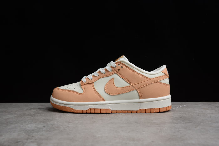 NK Dunk Low Wmns ’Harvest Moon’ DD153-114