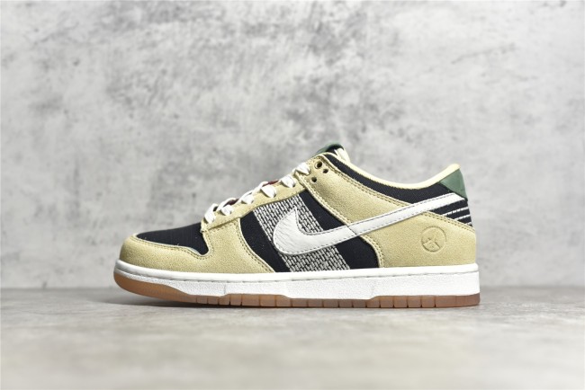 NK Dunk Low Roped in Peace DJ4671-294