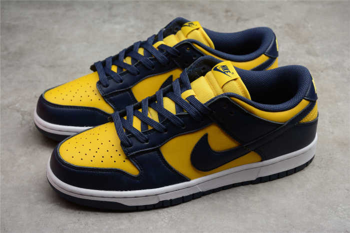 SB Dunk Low “Michigan” DD1391-700