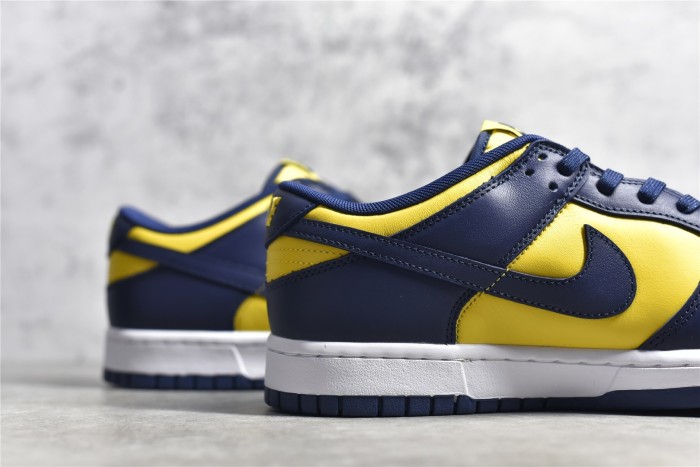 SB Dunk Low “Michigan” DD1391-700