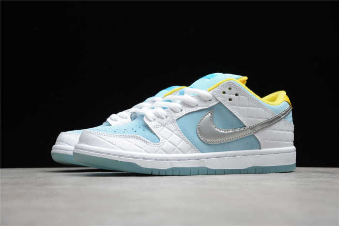 FTC x NK SB Dunk Low DH7687-400