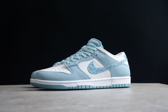 SB Dunk Low Blue Paisley DH4401-101