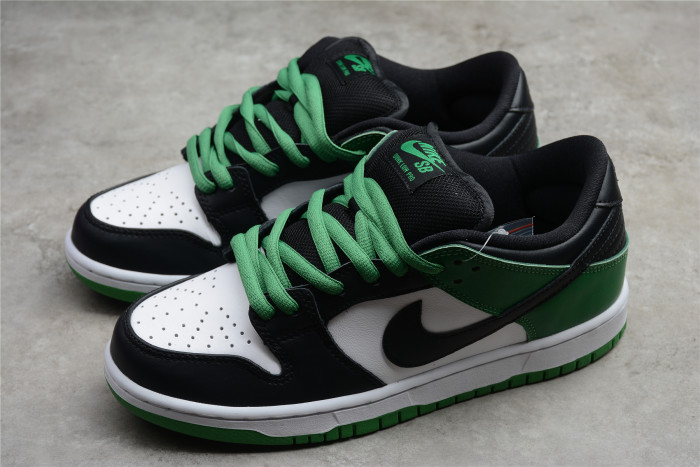 NK SB Dunk Low “Classic Green” BQ6817-302