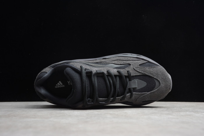 Yeezy 700 V2 Cool Black FU6684