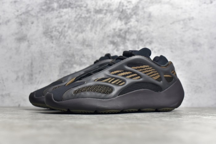 Yeezy Boost 700V3“Clay Brown” GY0189