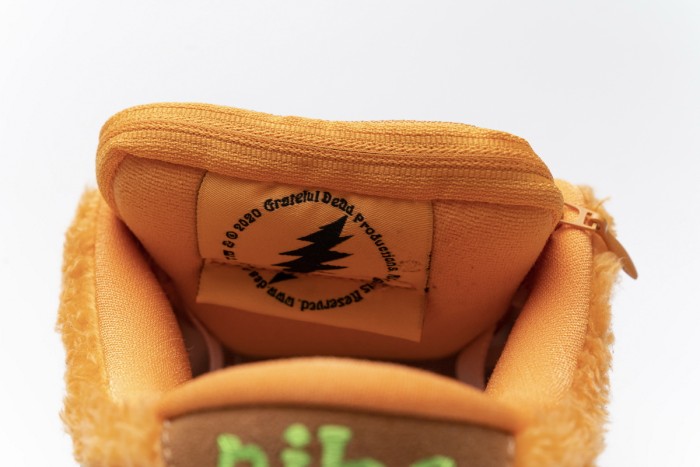 Grateful Dead x SB Dunk Low Pro QS “Orange Bear” CJ5378-800