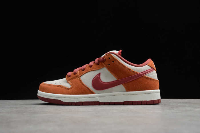 SB Dunk Brown Red BQ6817-202