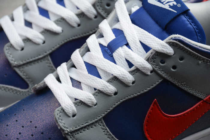 SB Dunk “Samba” Grey Blue Red CZ2667-400