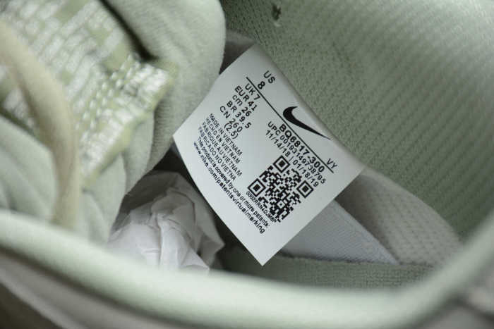 SB Dunk Low Pro “Horizon Green” BQ6817-300