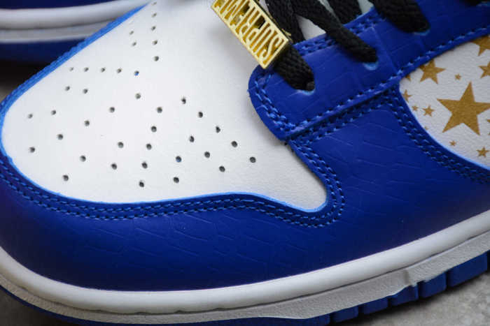 Supreme x Nike SB Dunk Low “Hyper Royal” DH3228-100