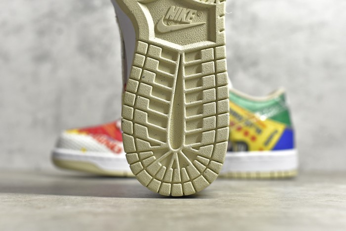 SB Dunk Low SP “City Market” DA6125-900