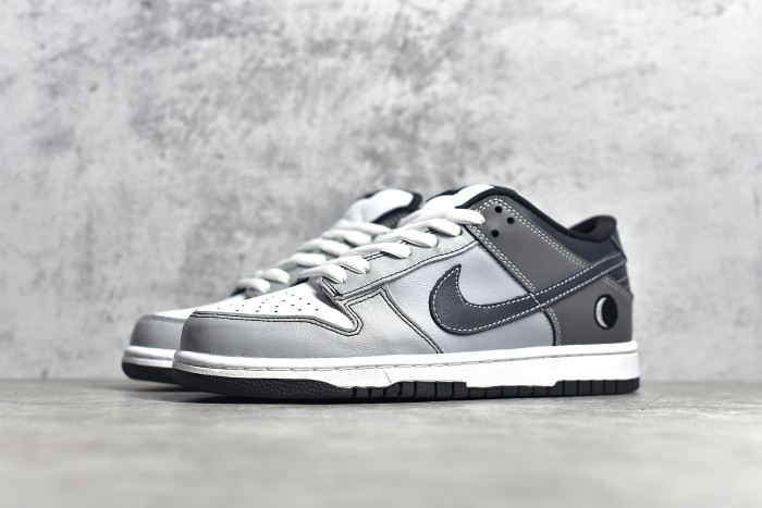 SB Dunk Low Lunar Eclipse (West) 313170-001