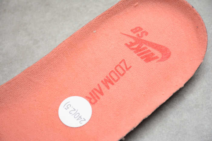 SB Dunk Low Pro Pink White CV1655-600