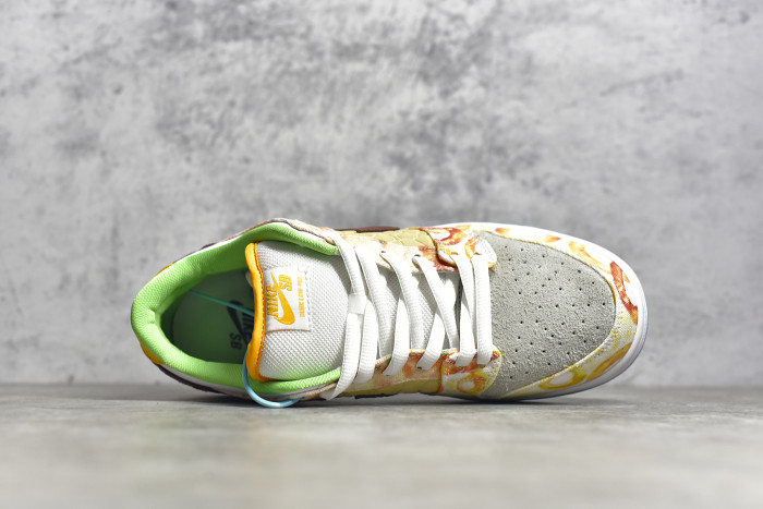 SB Dunk Low “CNY” CV1628-800