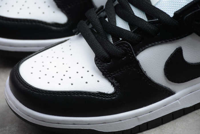SB Dunk Black White CN8607-003