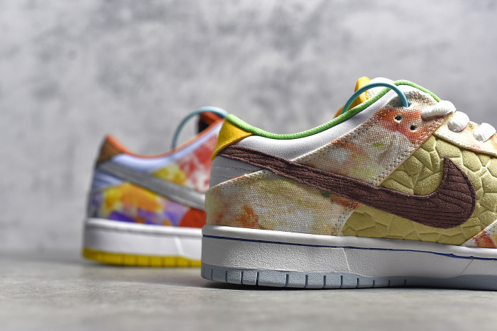 SB Dunk Low “CNY” CV1628-800